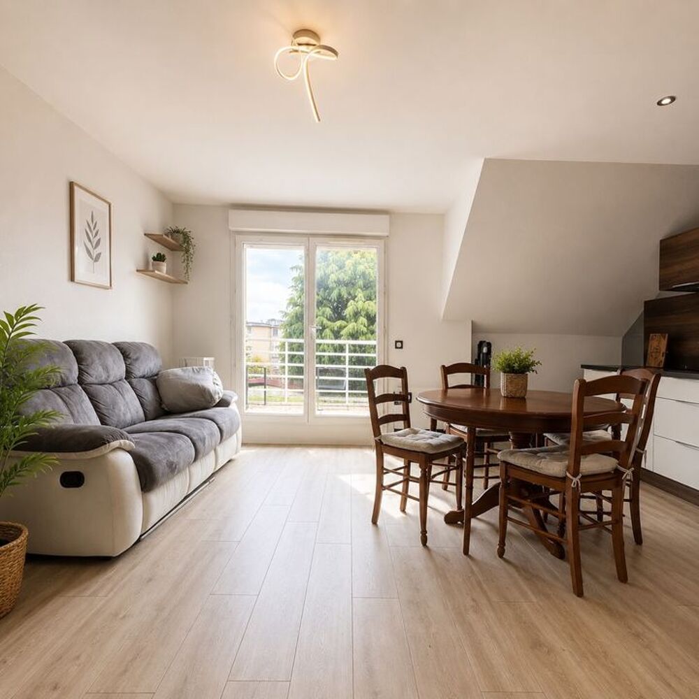 Vente Appartement Appartement 2 pièces avec balcon, piscine et 2 stationnements Étampes