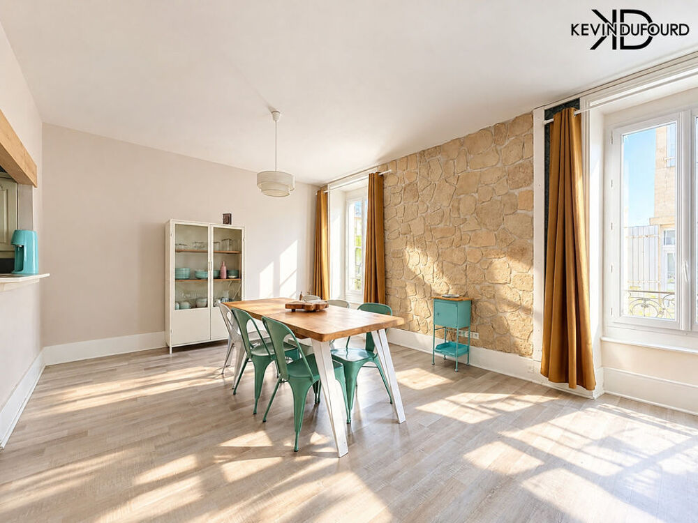 Vente Appartement Appartement 85 m² + terrasse à AUBENAS Aubenas