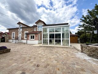  Maison � vendre 7 pi�ces 320 m�