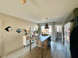  Appartement � vendre 3 pi�ces 77 m�