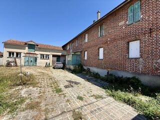  Maison à vendre 10 pièces 235 m²