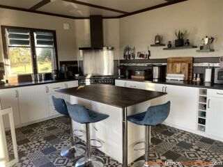  Maison � vendre 9 pi�ces 165 m�