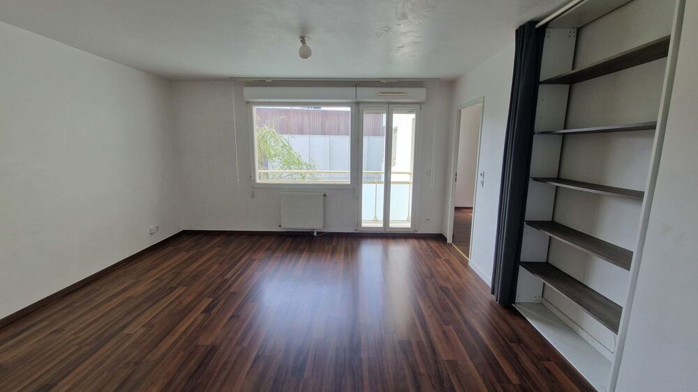 Vente Appartement À VENDRE - LYON 7e, ZAC DU BON LAIT - T3  AVEC BALCON ET Lyon 7