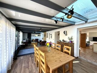  Maison à vendre 11 pièces 214 m²