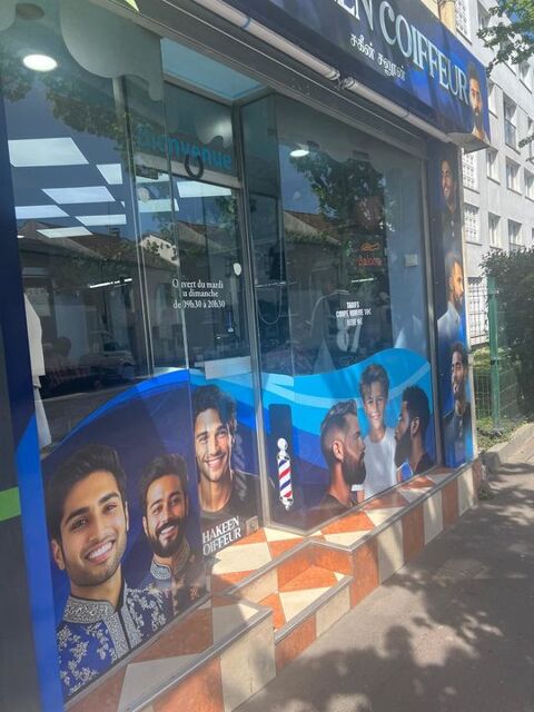   À VENDRE LOCAL COMMERCIAL AVEC MURS LOUÉ SALON DE COIFFURE 