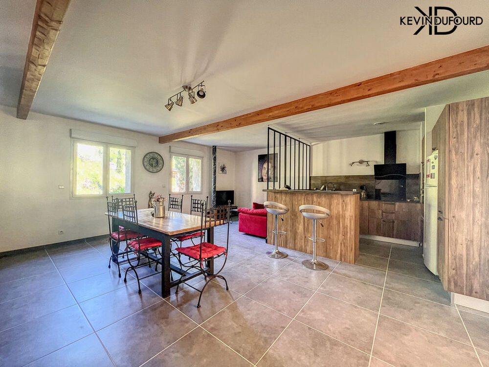 Vente Appartement Appartement 85 m² + terrasse à PONT DE LABEAUME Pont-de-labeaume