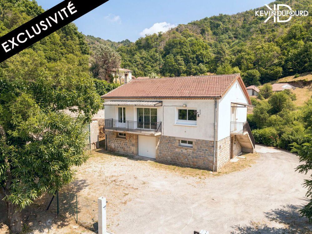 Maison 6 pièces 105 m² · à Vals-les-Bains · 105 m² · 220 000 €