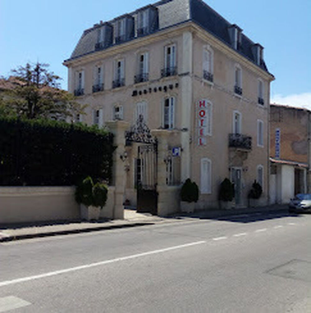 Vente Immeuble Hôtel particulier plus 2 hangars Carcassonne