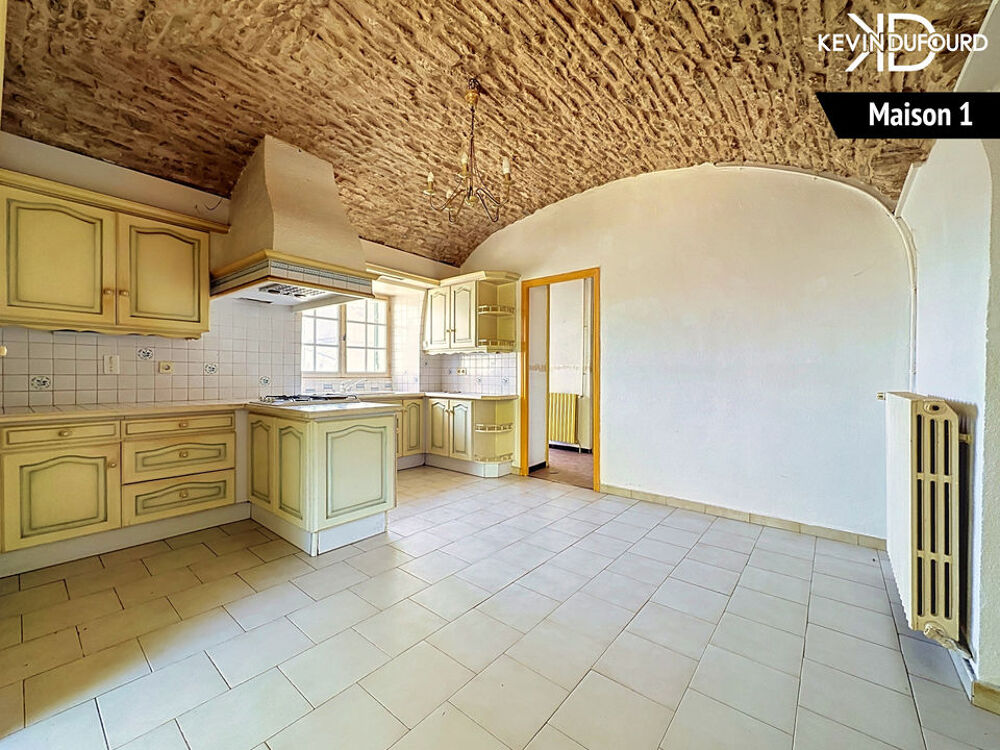 Vente Maison Corps de ferme avec cour intérieure et caves à ORGNAC L'AVEN Orgnac l aven