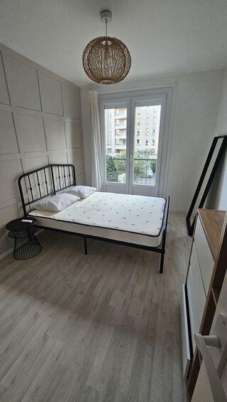  Appartement à louer 3 pièces 68 m²