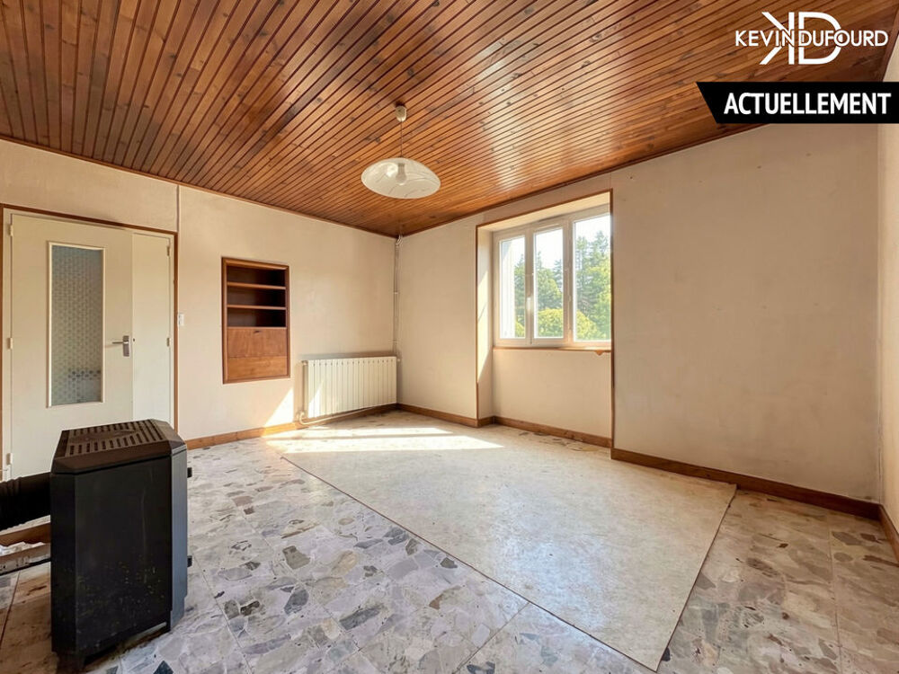 Maison à rénover de 65 m² sur un terrain de 5.000 m² à
