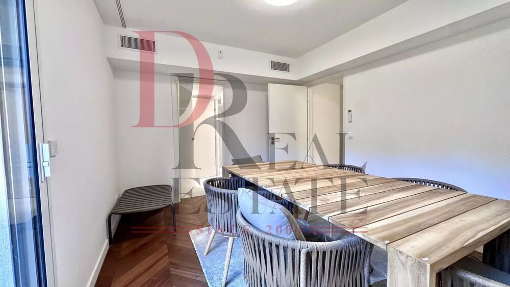 � vendre  Appartement Roquebrune-Cap-Martin (06190)