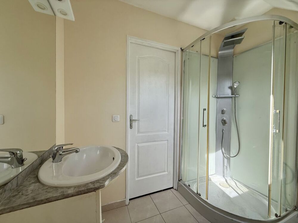 Location Maison 6L - Pavillon familial 4 Chambres à DONNEMARIE-DONTILLY 77520 Donnemarie dontilly