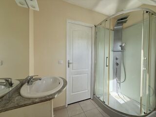  Maison à louer 6 pièces 91 m²