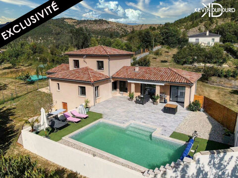   Maison de 130 m sur un terrain de 1360 m  VESSEAUX Maison - 6 pice(s) - 130 m