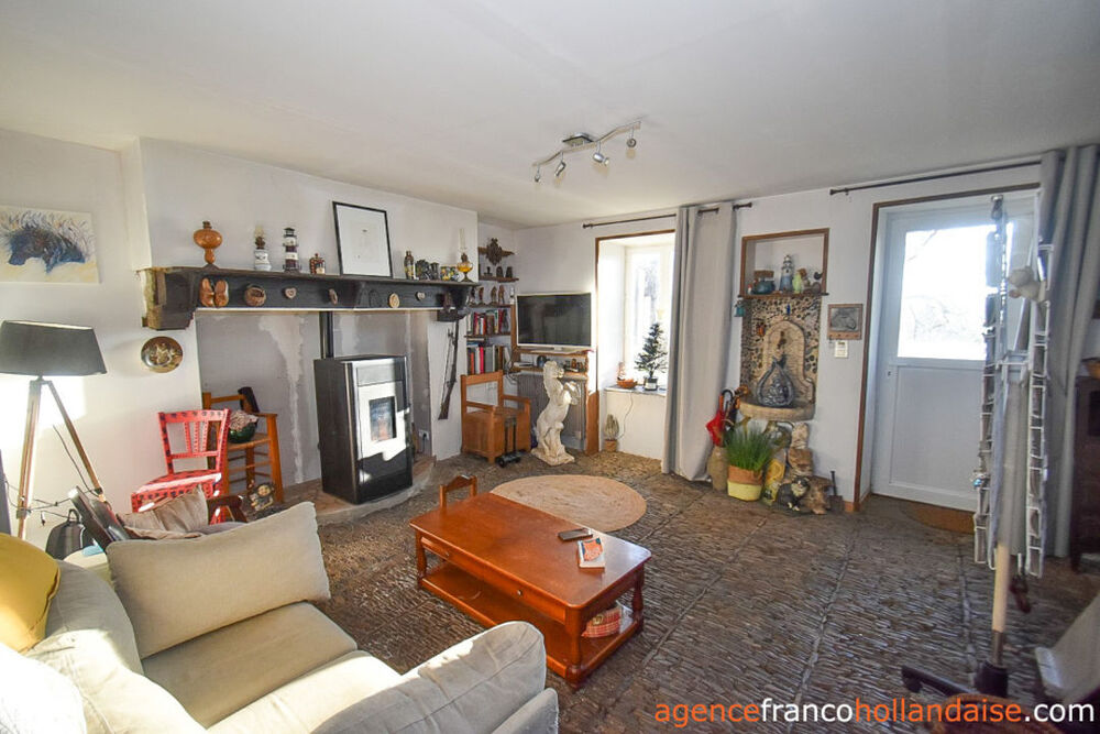 Vente Maison A flanc de colline avec vue et terrain La croisille sur briance