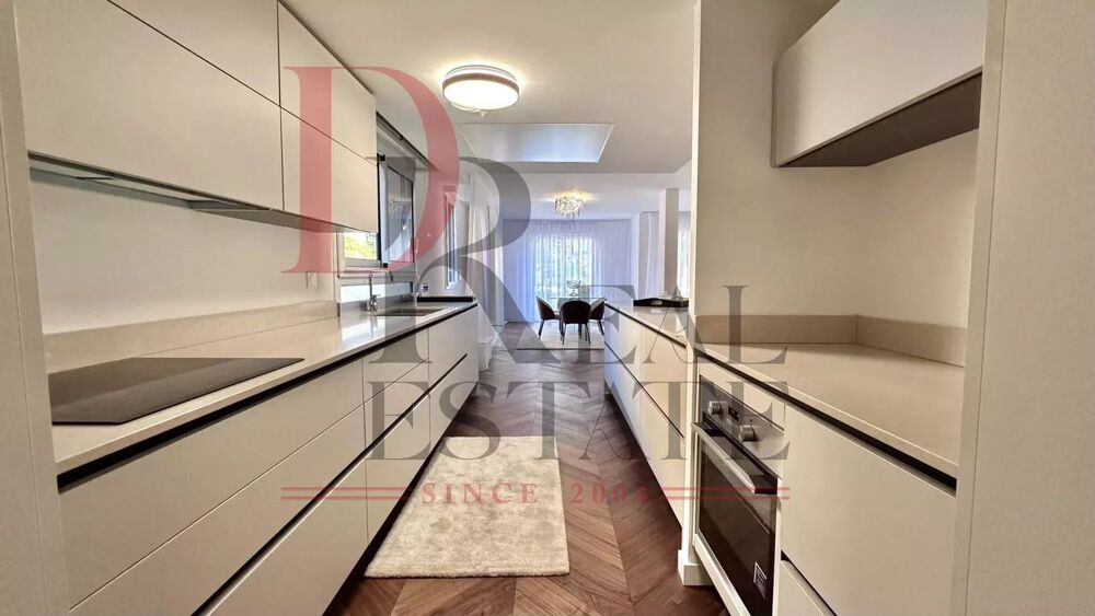 � vendre  Appartement Roquebrune-Cap-Martin (06190)