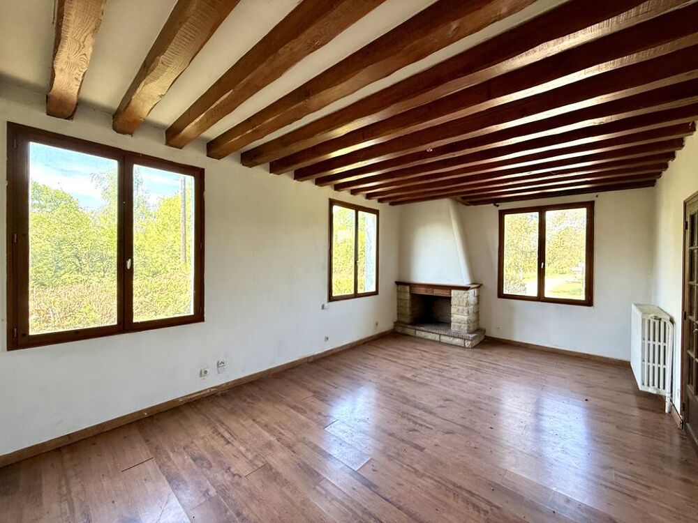 Beaux volumes et terrain de plus de 3000m² à