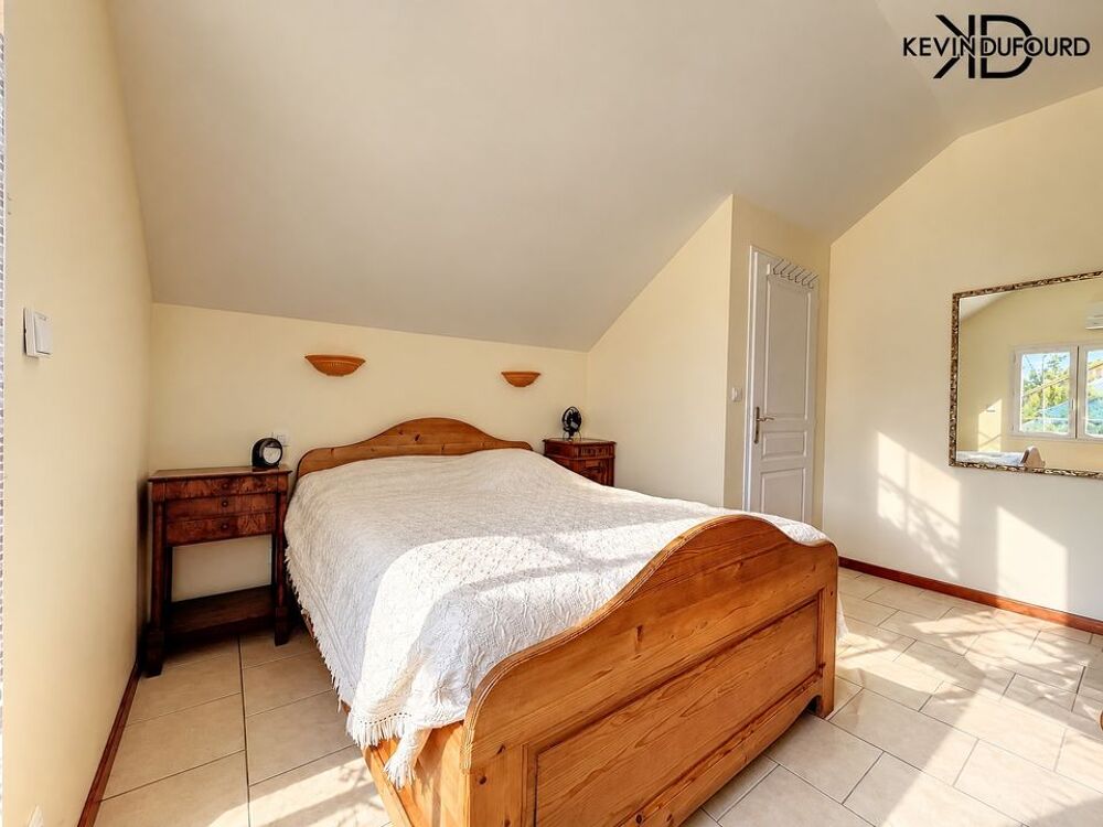Vente Appartement Appartement 90 m² + terrasse à PONT DE LABEAUME Pont-de-labeaume