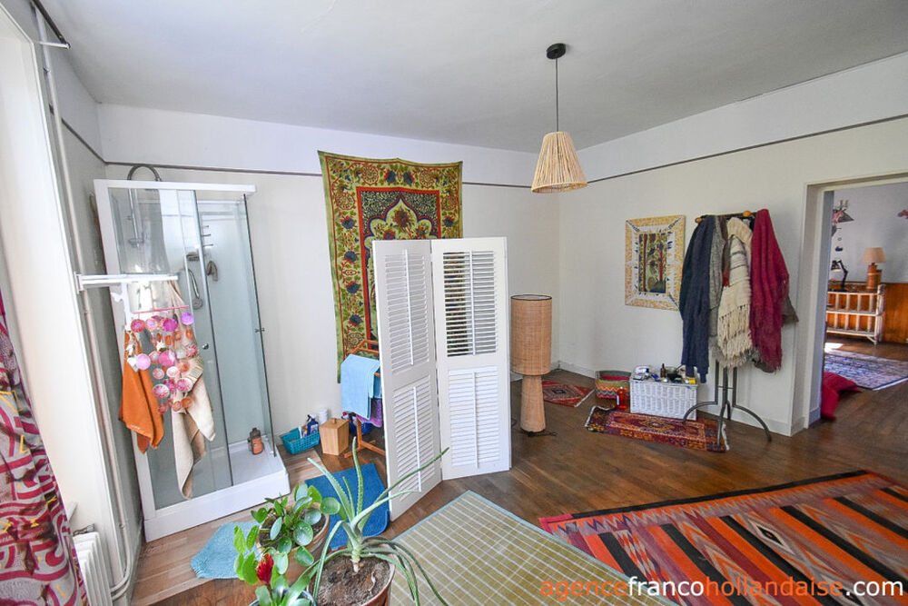 Vente Maison Surélevée, avec eau, dépendances et terrain Chateauneuf la foret