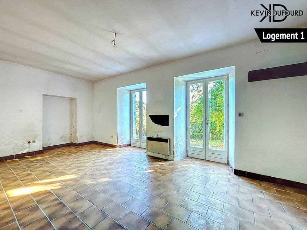 Ensemble immobilier de 300m² avec un terrain de 1,2 ha à