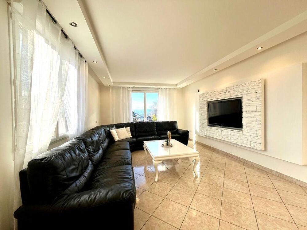 Compromis entre maison et Appartement Type 4 de 102 m² avec