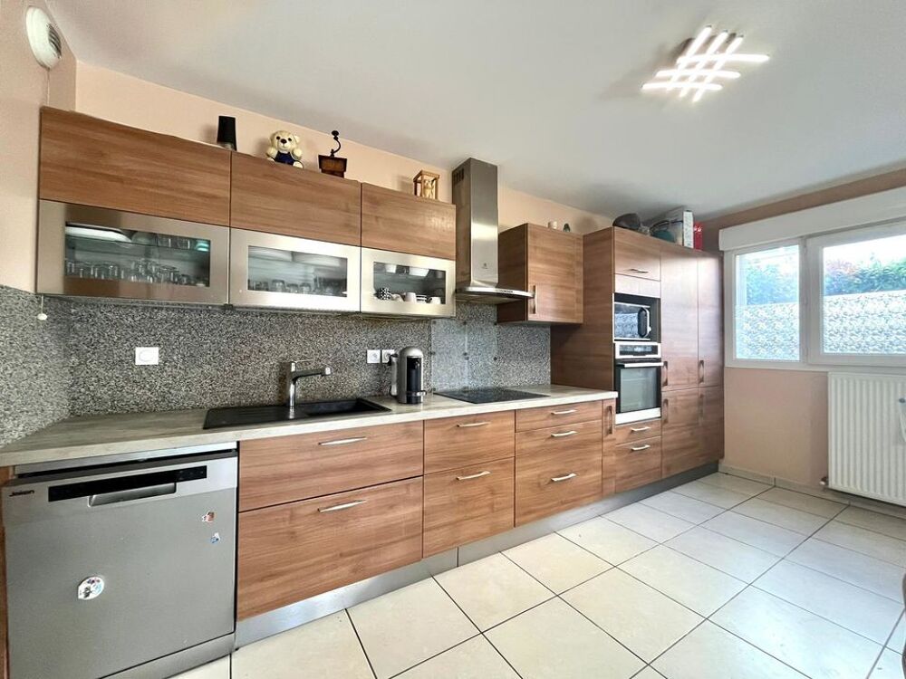 Vente Appartement RARE A LA VENTE : CRANVES SALES APPARTEMENT TYPE 4 Cranves-sales