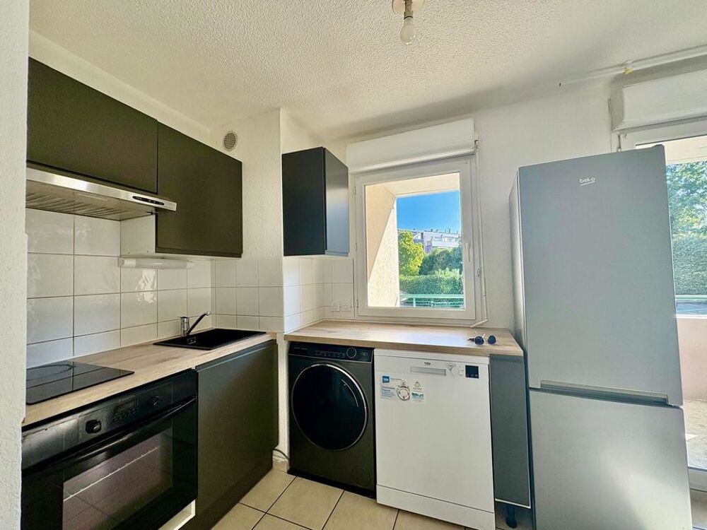 Vente Appartement ANNEMASSE - T2 39 m² RÉNOVÉ AVEC TERRASSE 7 m², PISCINE, Annemasse