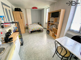  Immeuble  vendre 10 pices 350 m