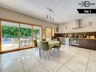  Maison � vendre 11 pi�ces 250 m�