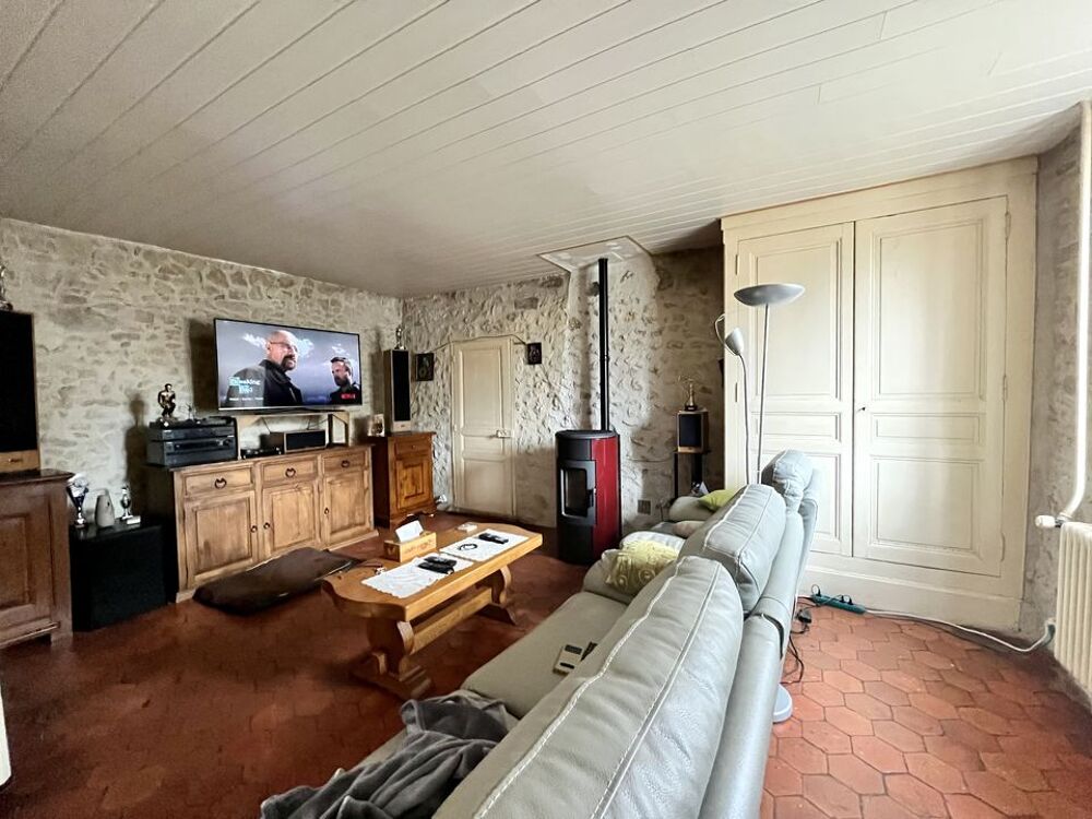 Briarde dans le Montois à vendre.