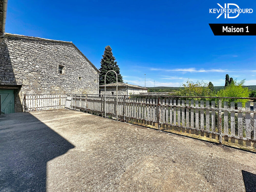 Vente Maison Corps de ferme avec cour intérieure et caves à ORGNAC L'AVEN Orgnac l aven