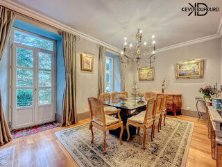  Maison  vendre 8 pices 220 m