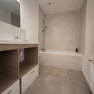 Maison à louer 5 pièces 115 m²