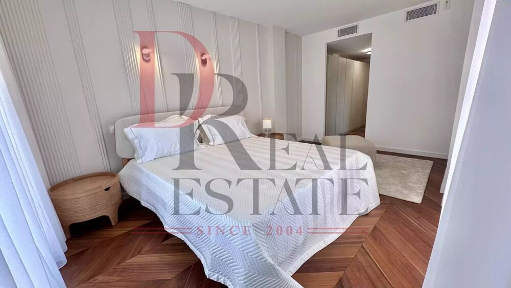� vendre  Appartement Roquebrune-Cap-Martin (06190)