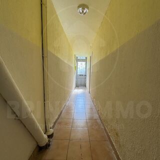  Immeuble à vendre 8 pièces 160 m²
