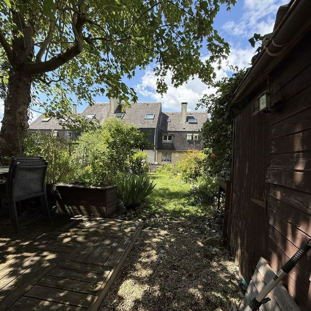 Duplex F5 en excellent état - Vue dégagée - Garage, cave et