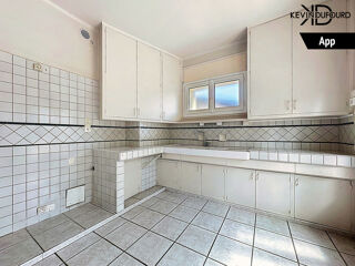  Immeuble  vendre 10 pices 390 m