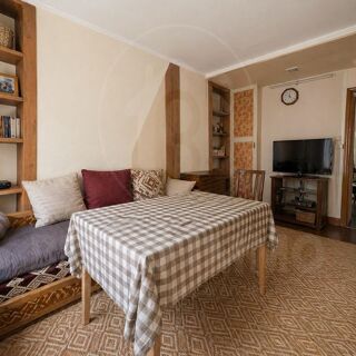  Immeuble à vendre 8 pièces 160 m²