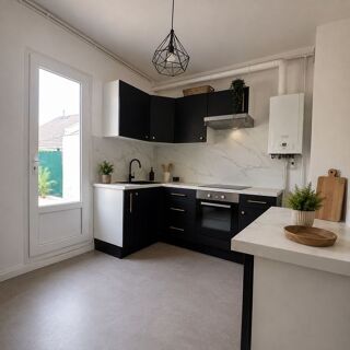  Maison à louer 5 pièces 115 m²