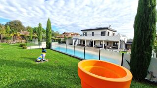  Maison � vendre 7 pi�ces 231 m�