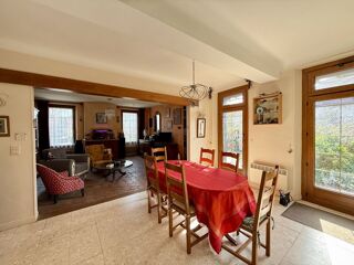  Maison à vendre 12 pièces 205 m²