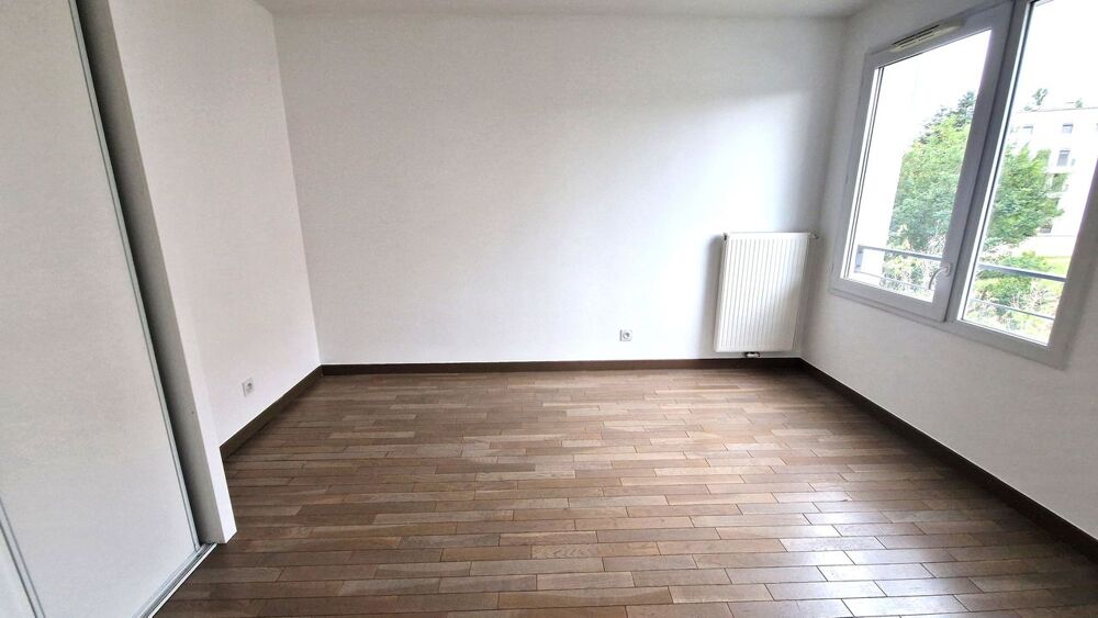 Vente Appartement SUPERBE T2 ECULLY AVEC BALCON ET PARKING SOUS-SOL Écully