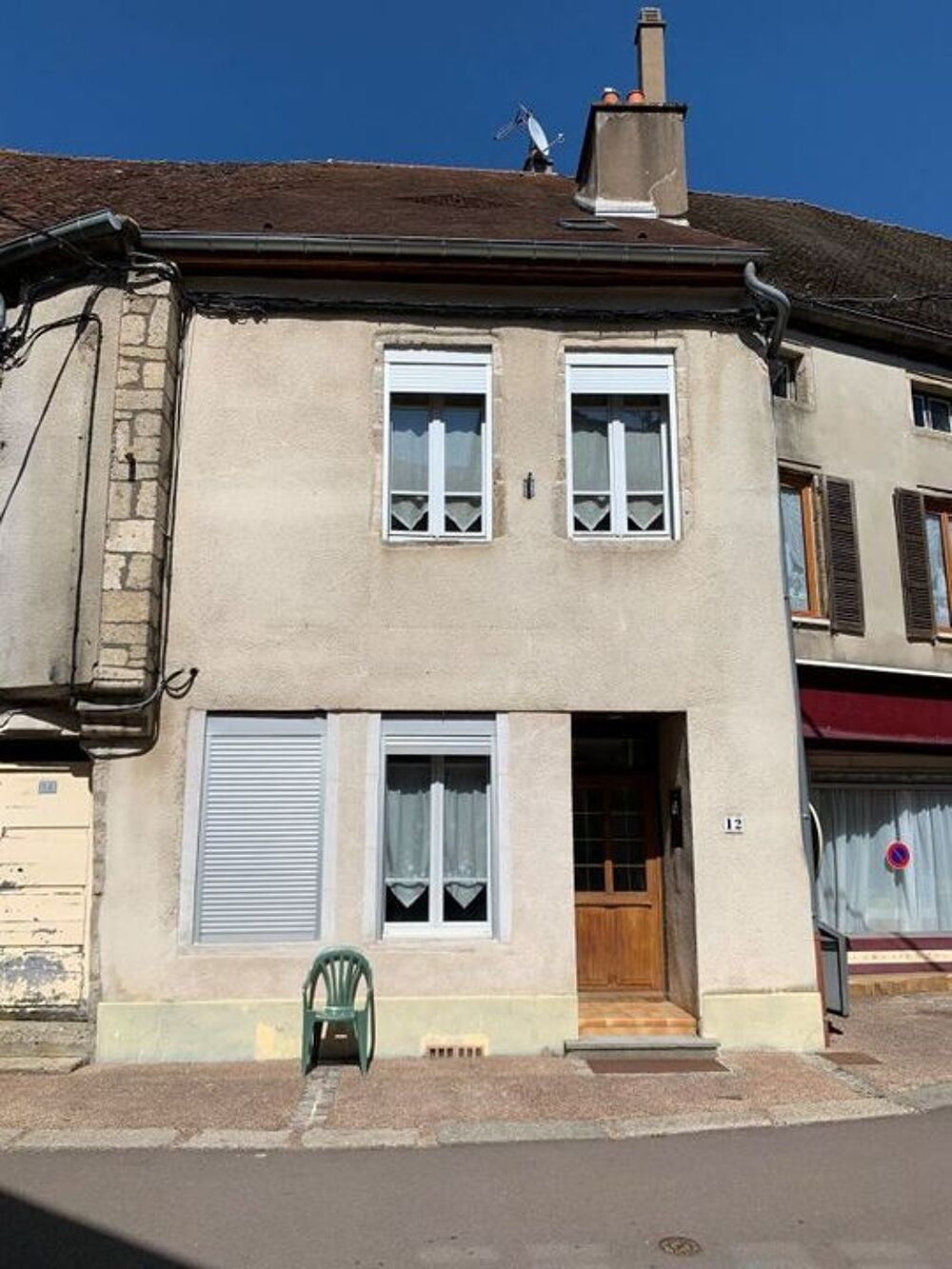 Maison de ville avec cour sans travaux