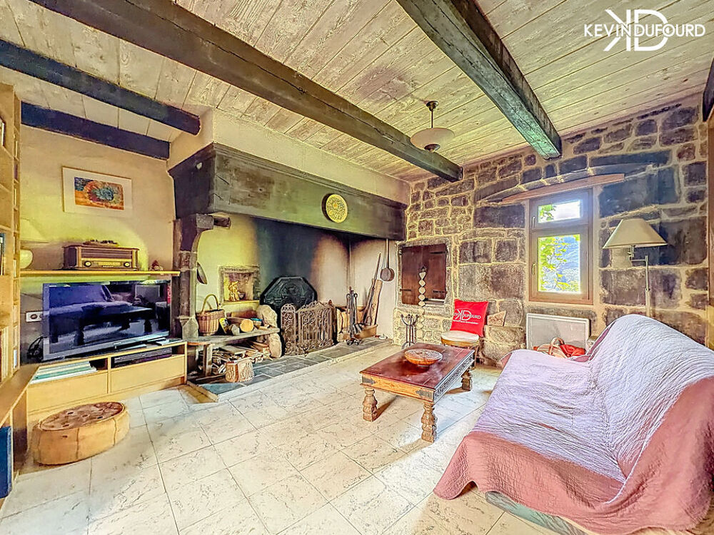 Vente Maison Mas de 350m² sur un terrain de 3300m² à THUEYTS Thueyts