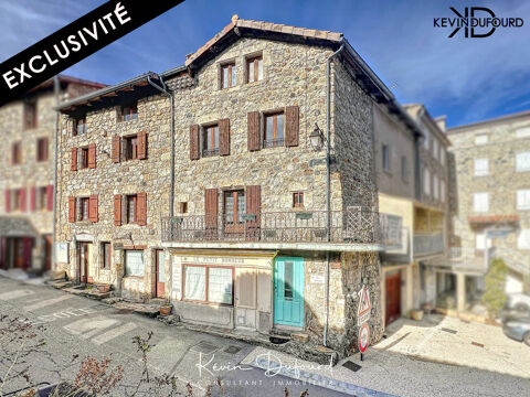   Maison 300 m�  sur un terrain de 154 m� � BURZET Maison - 13 pi�ce(s) - 300 m�