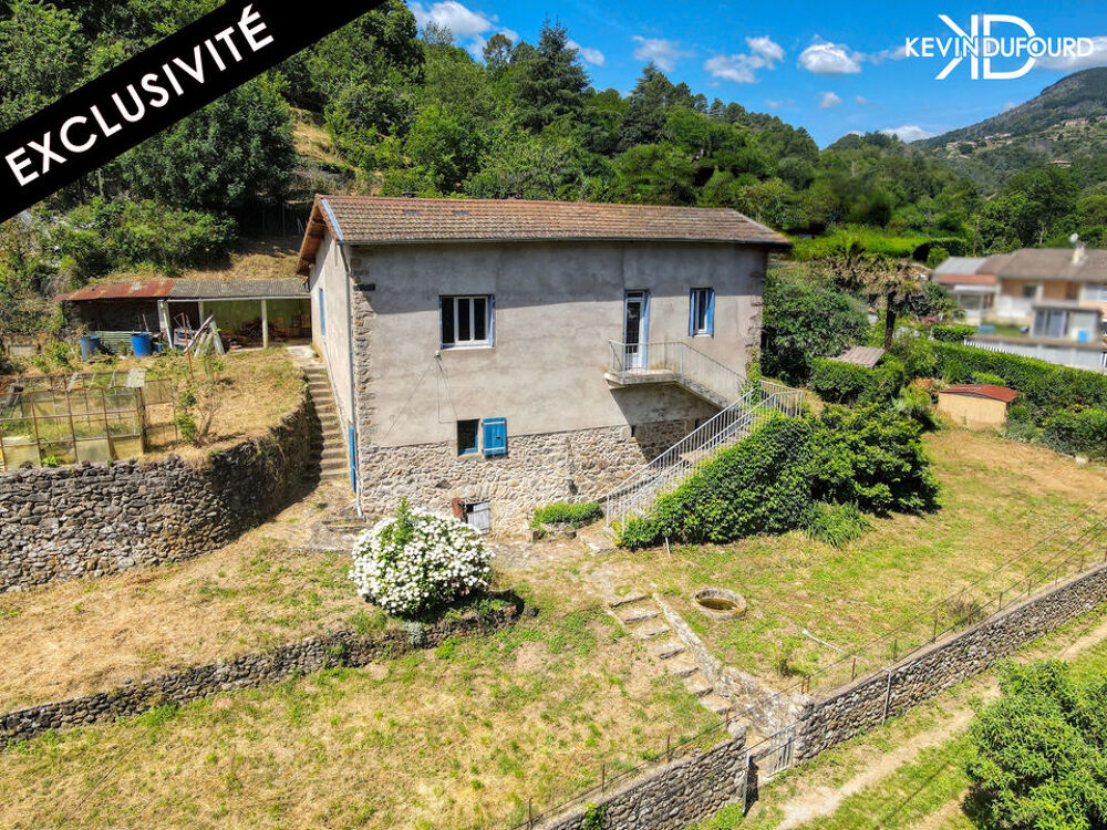 Vente Maison Maison à rénover de 65 m² sur un terrain de 5.000 m² à Vals-les-bains