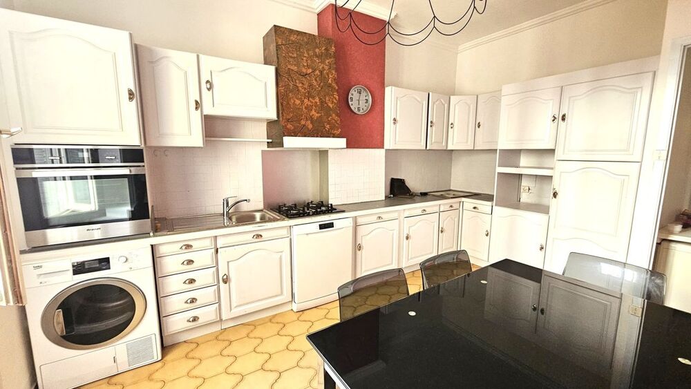 JOLI APPARTEMENT T4 MONPLAISIR / SANS SOUCI