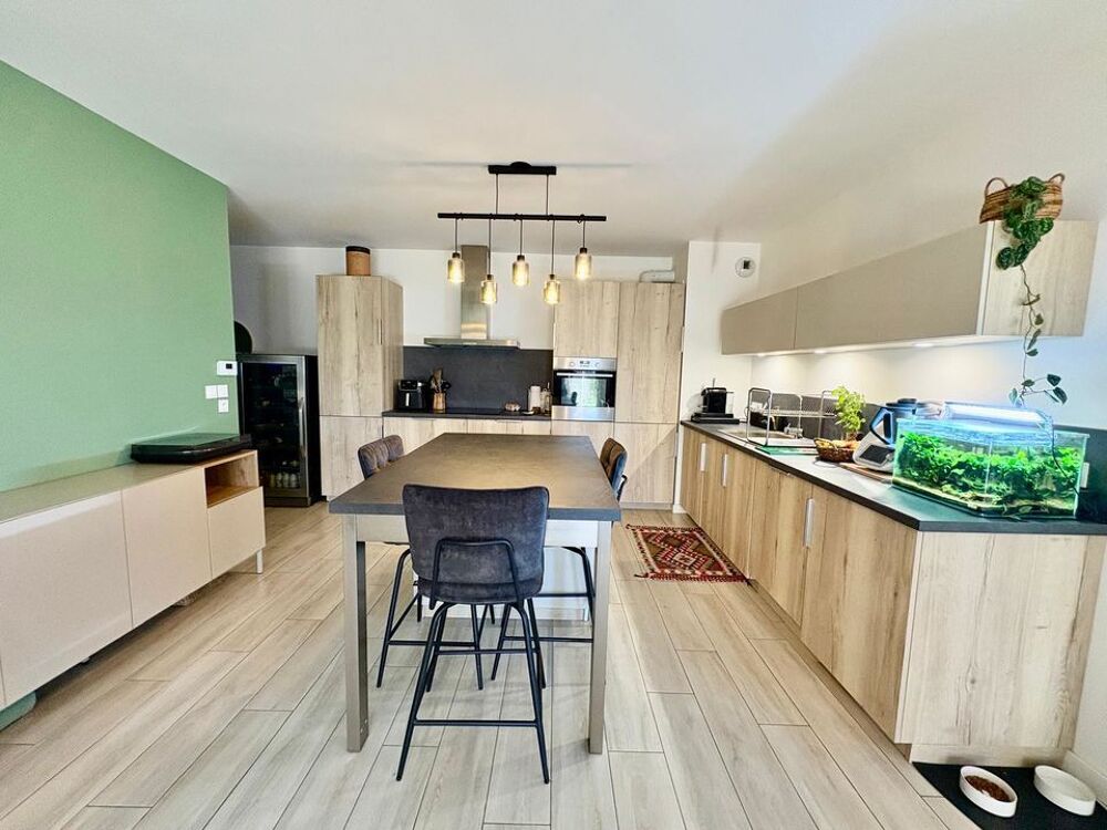 GRAND T2 60 M² AVEC JARDIN PRIVATIF, TERRASSE, GARAGE ET CAVE