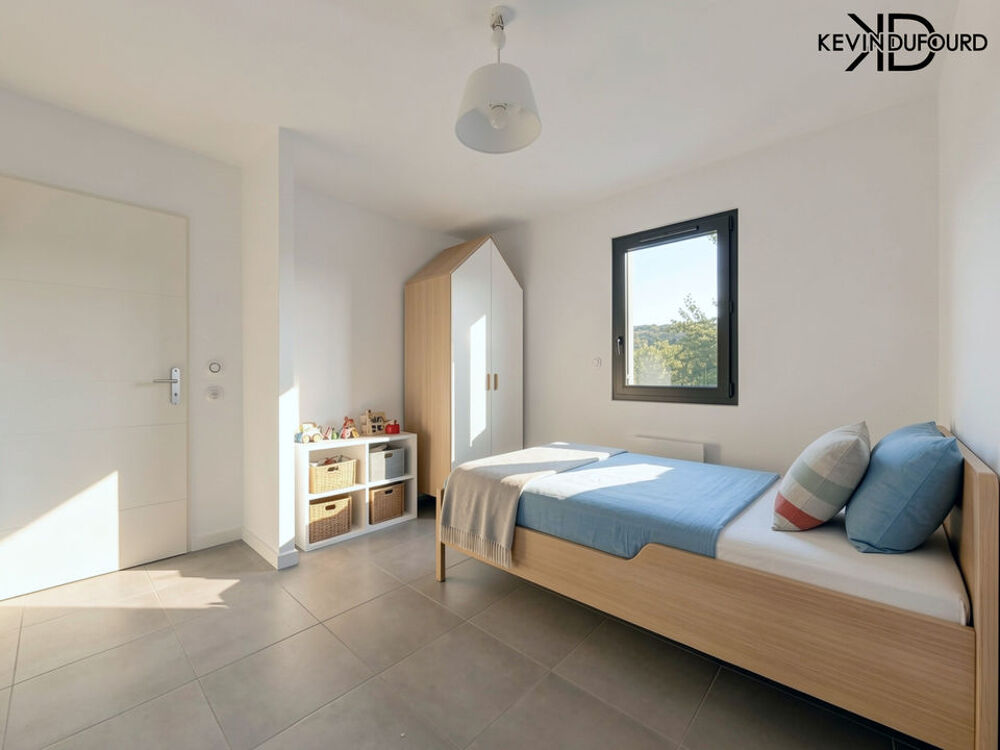 Vente Maison Maison de 90 m² sur un terrain de 700 m² à VESSEAUX Vesseaux